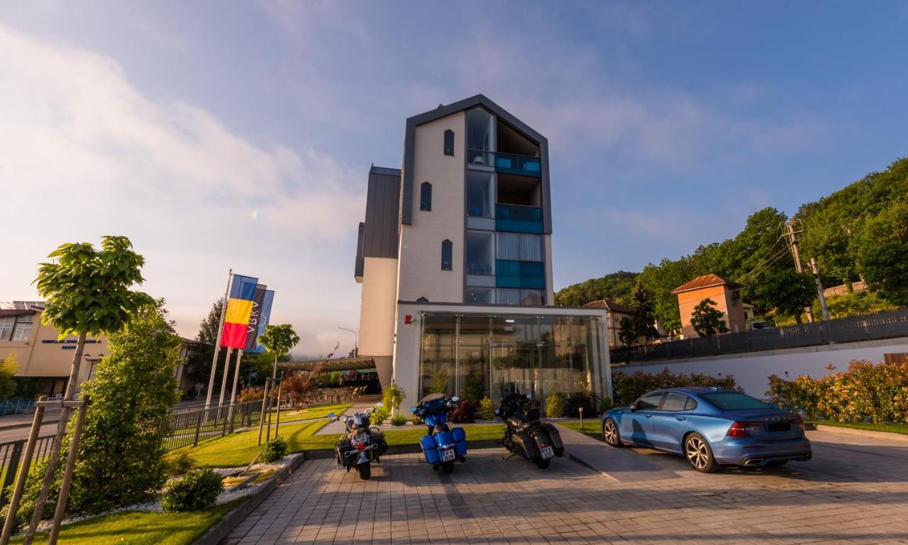 Hotel Arka Orşova Esterno foto